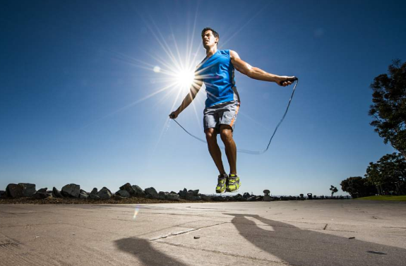 跳繩減肥嗎<strong>跳繩減肥</strong>？